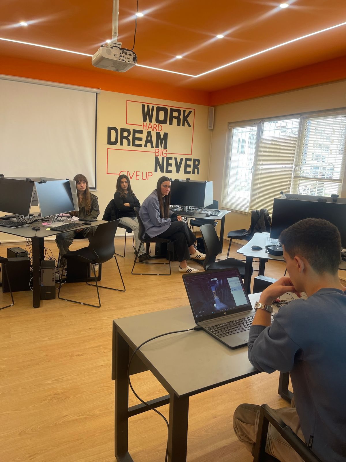 BIG ART AR VR pilot course